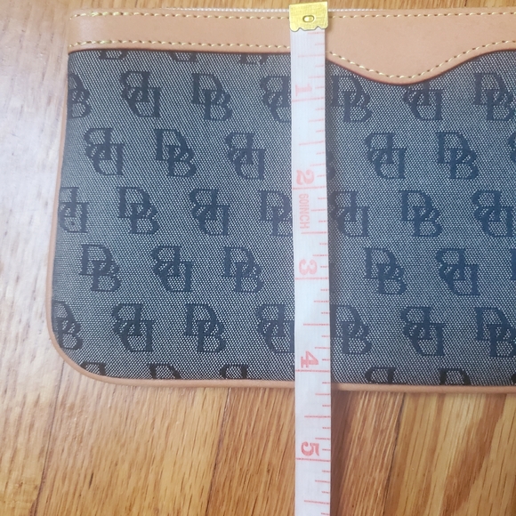 Y2K Dooney & Bourke Monogram Blue and Tan Keychain Wallet Womens